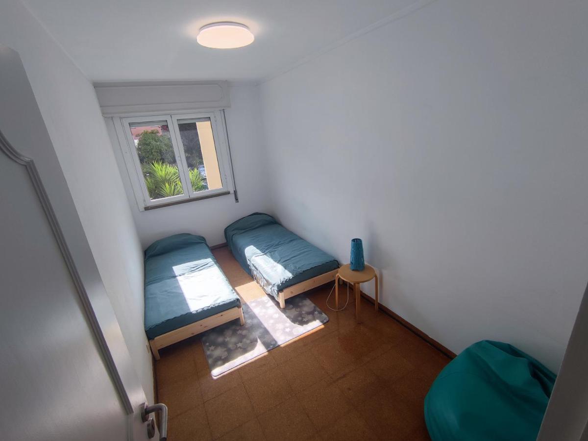 Aconchegante T3 Em Telheiras Lisboa