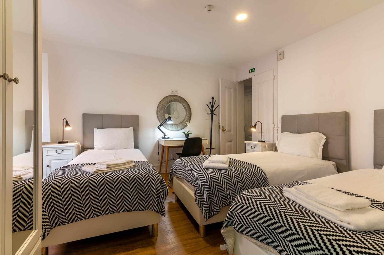 Apartment Bairro Alto Palace Special For Groups Up To 24 Guests Lisbon