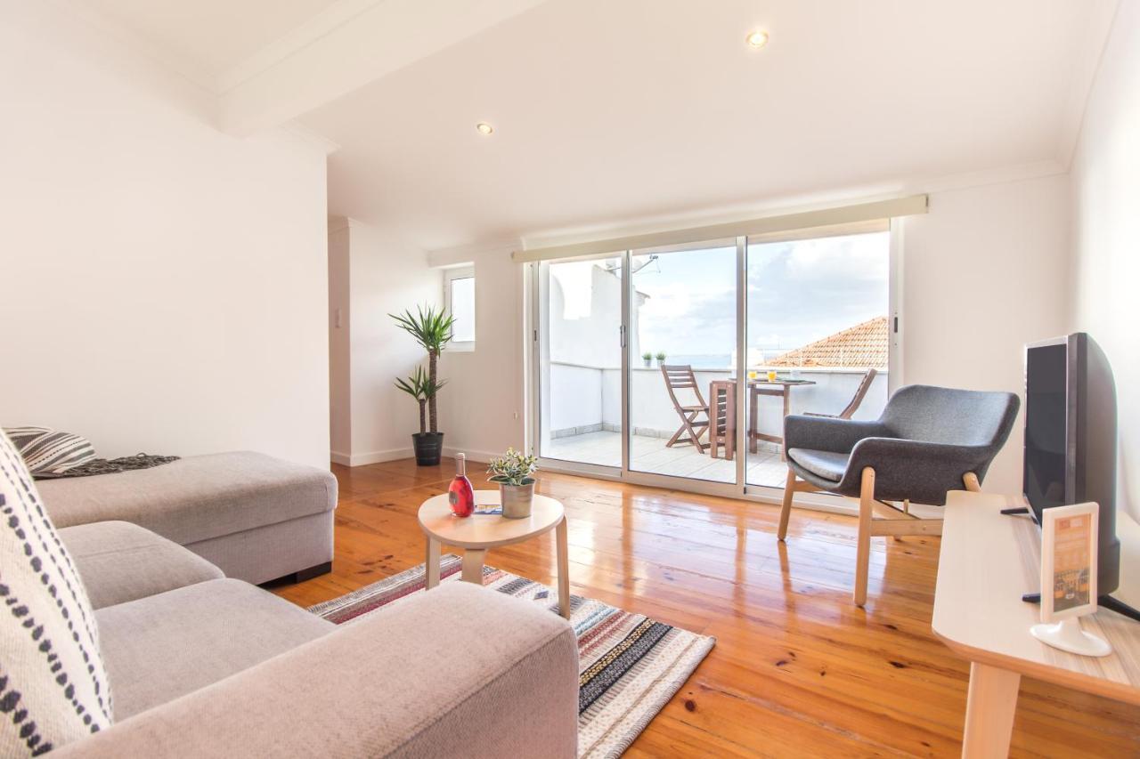 Alfama Lovely Duplex Apartamento *