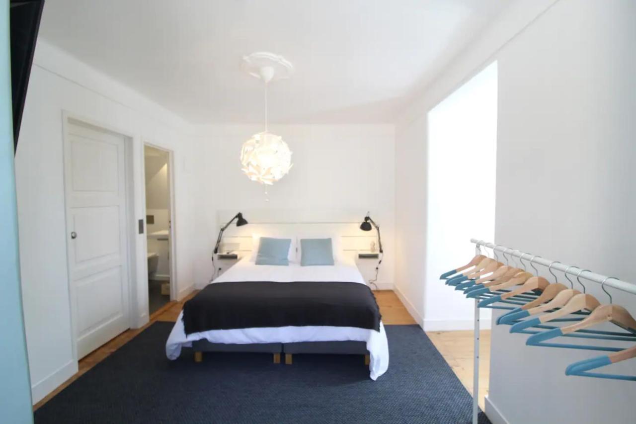 Bright 1 Bd W Lovely Balcony In Сasa de vacaciones *