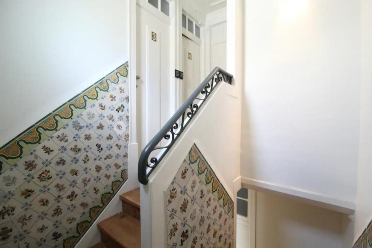 Bright 1 Bd W Lovely Balcony In Сasa de vacaciones *