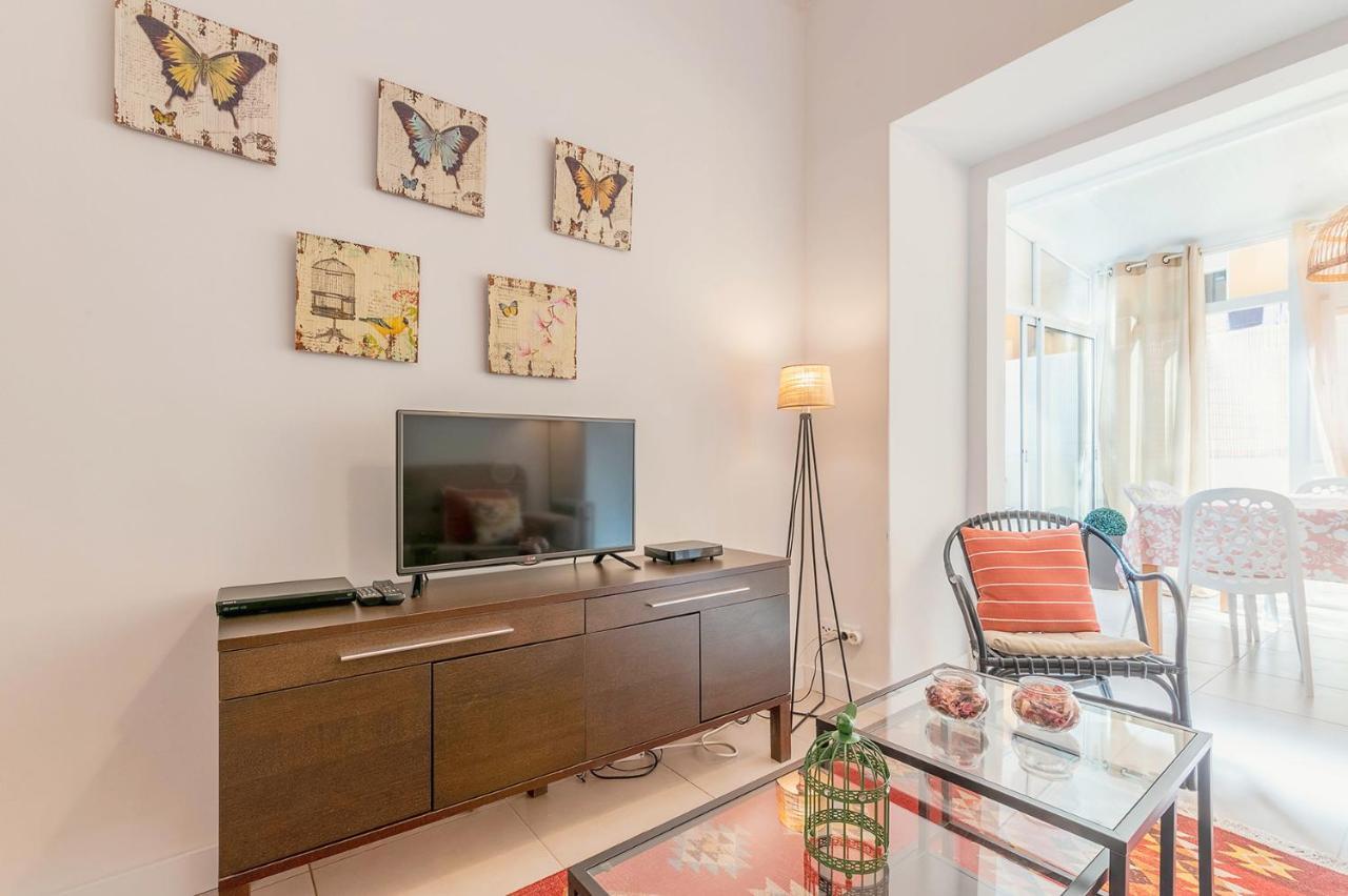 Apartamento Alm- Spacious. Sunny. Patio. Quiet Area. Fast Wifi Lisboa