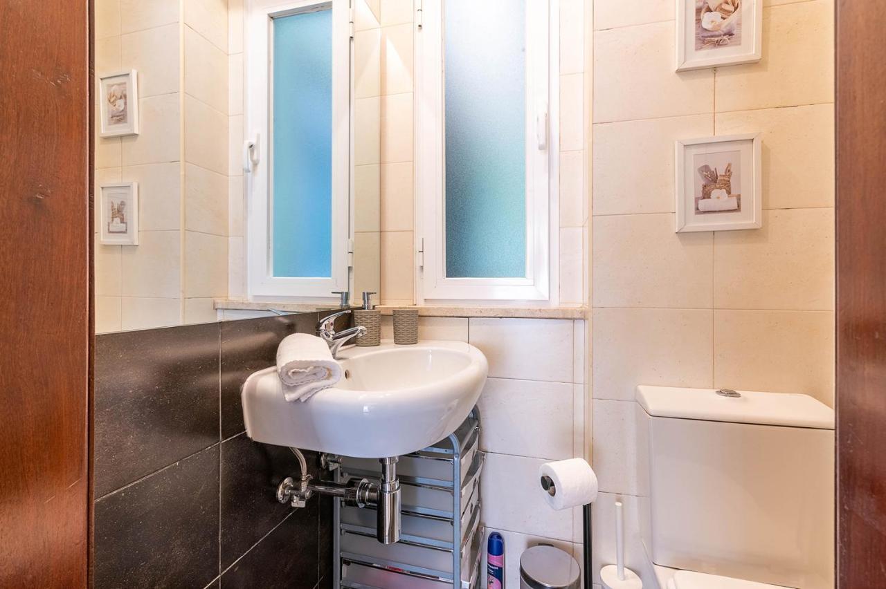 Apartamento Alm- Spacious. Sunny. Patio. Quiet Area. Fast Wifi Lisboa