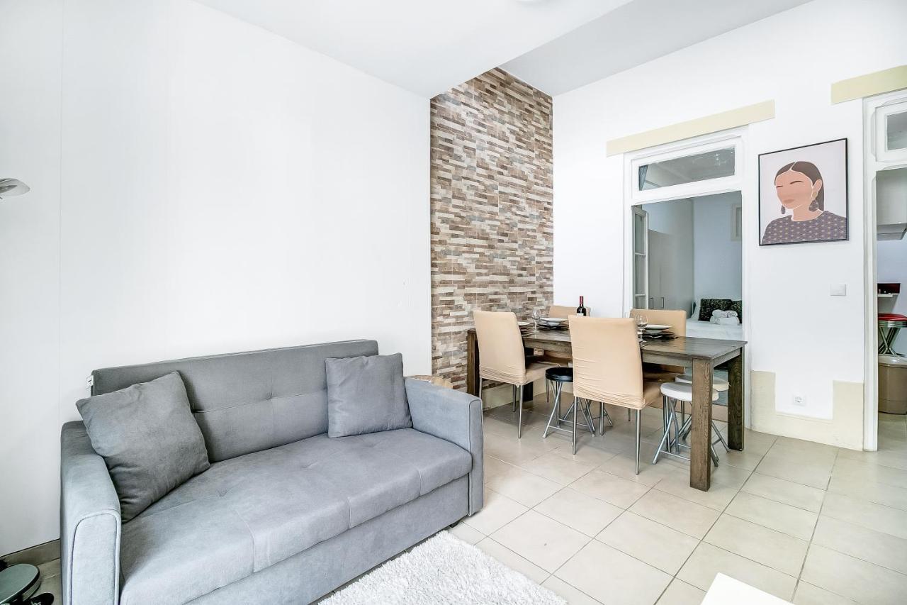 Charming Iii Apartment *