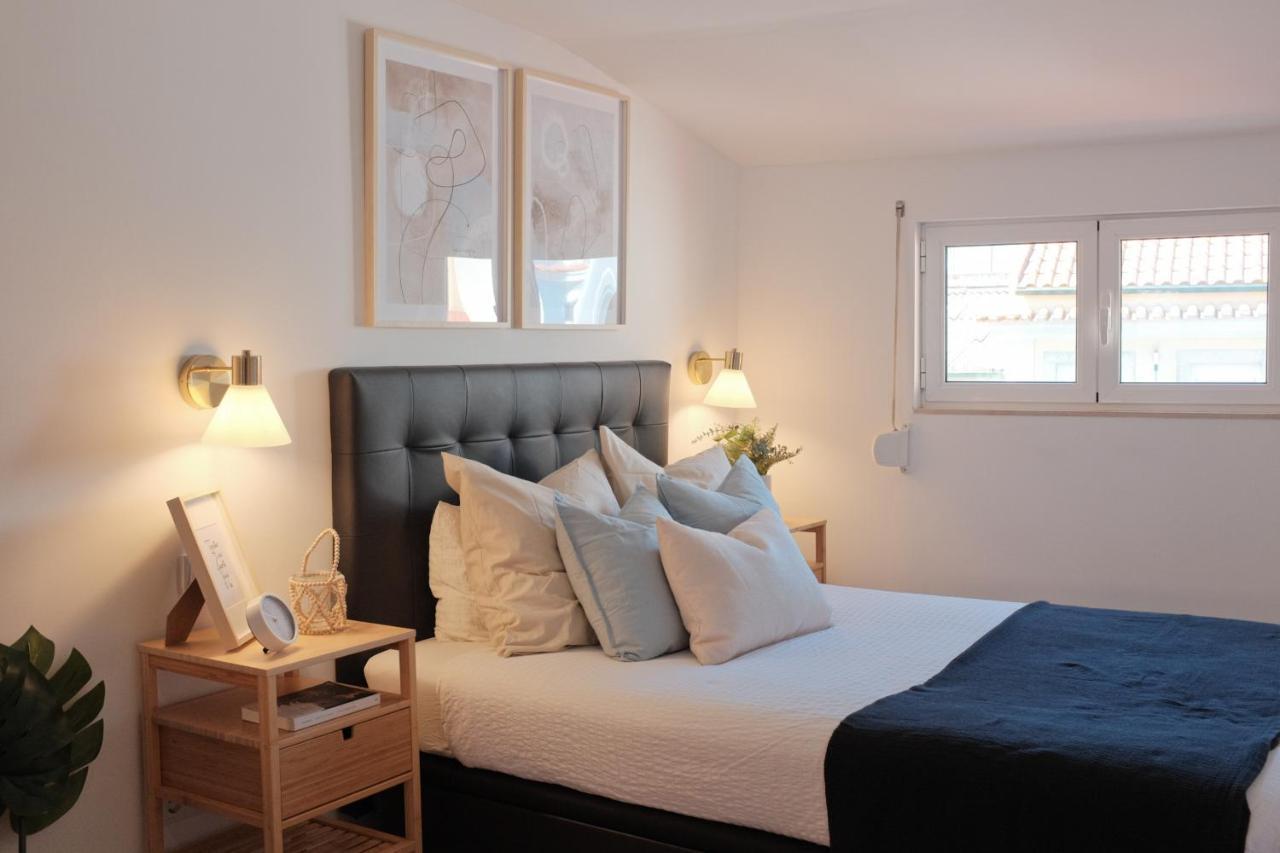 Apartment Downtown Terrace - 2 Bedroom In Graca With Private & Sunny Terrace! *