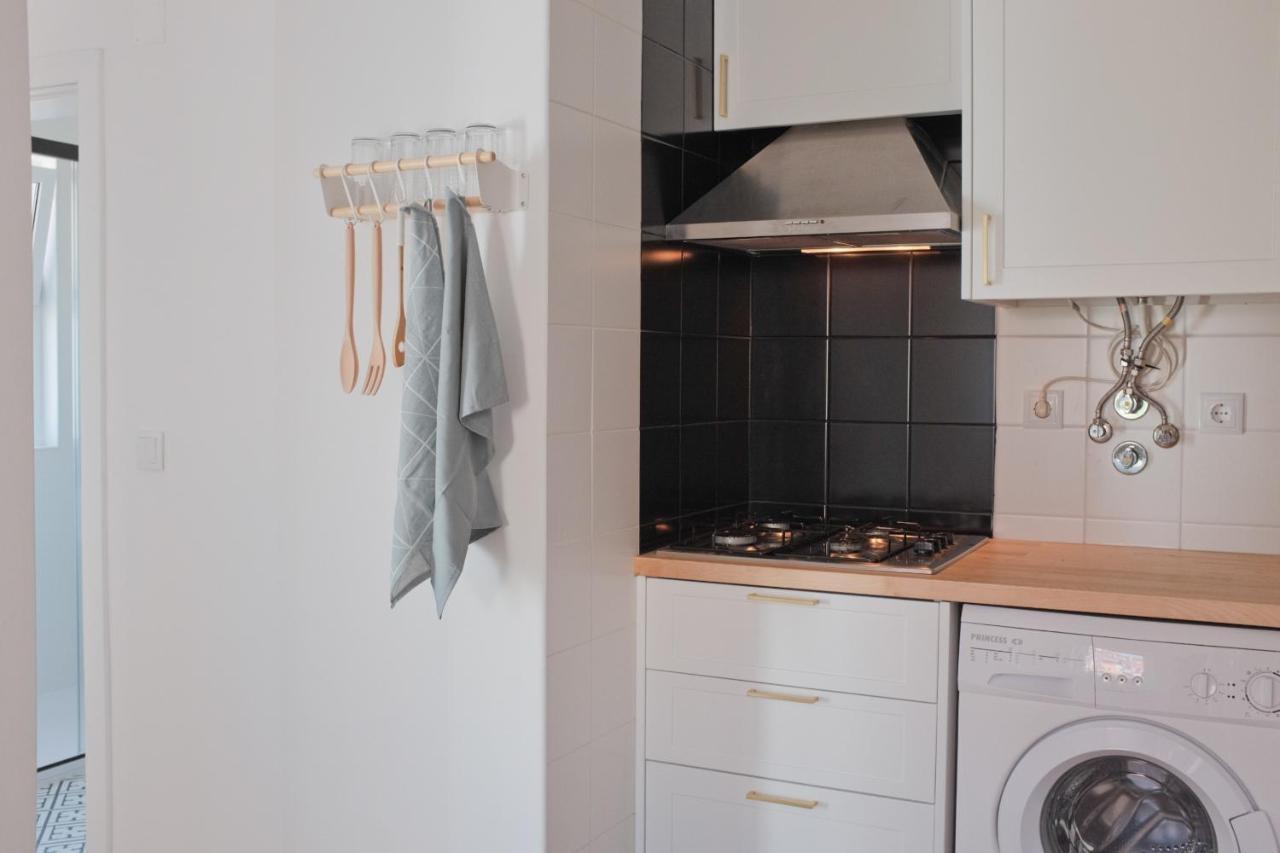 Downtown Terrace - 2 Bedroom In Graca With Private & Sunny Terrace! * Lisbon