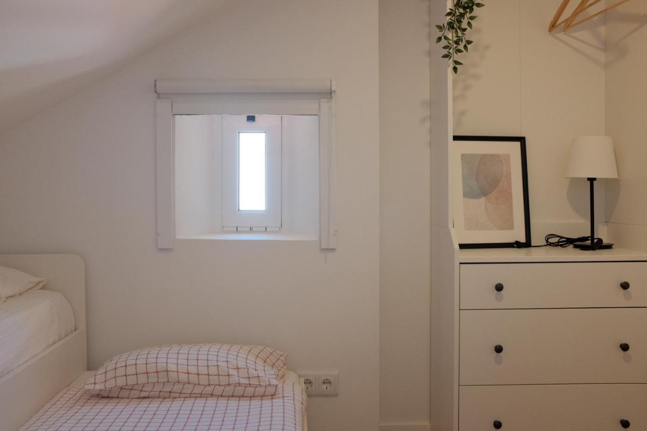 Downtown Terrace - 2 Bedroom In Graca With Private & Sunny Terrace! Apartment