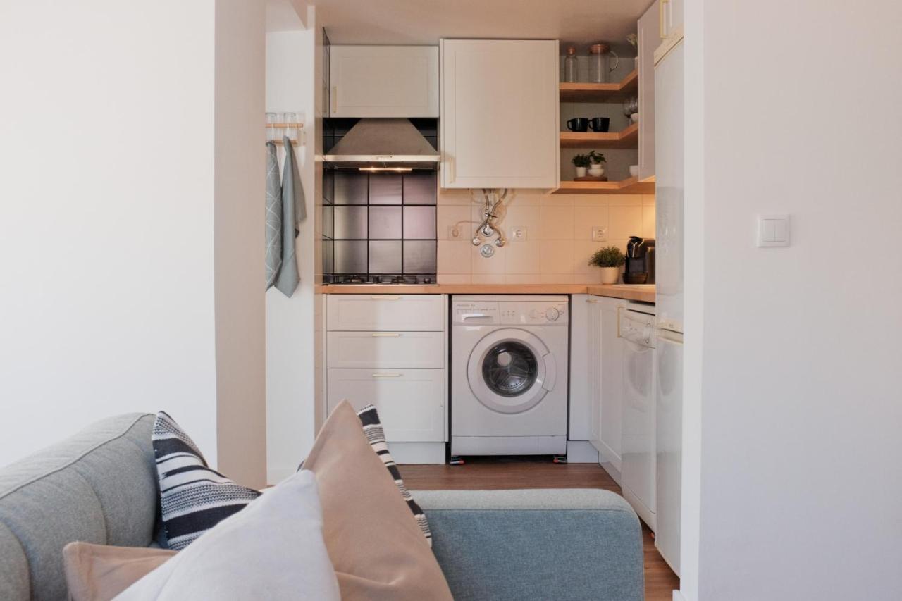 Downtown Terrace - 2 Bedroom In Graca With Private & Sunny Terrace! Apartment *