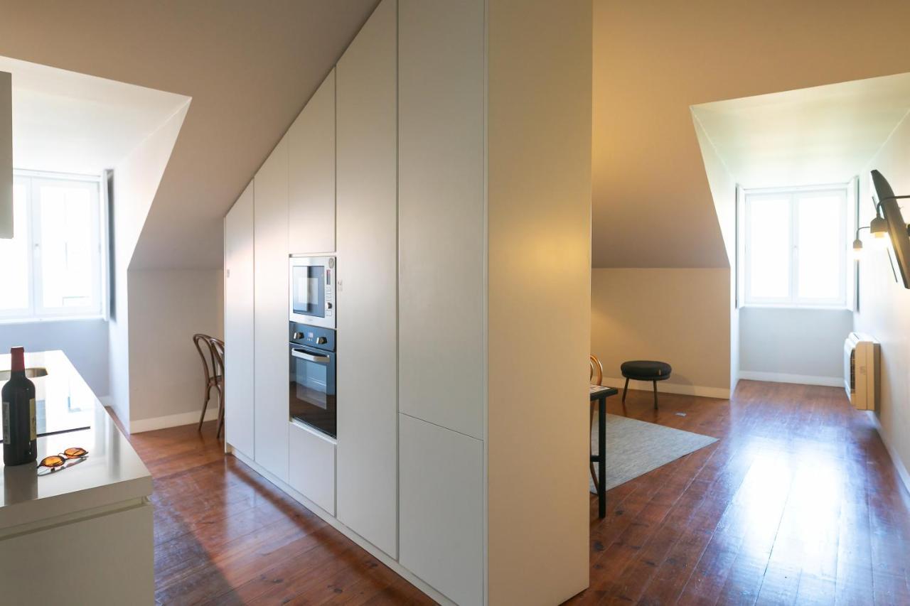 Apartment Five Stars Combro 7