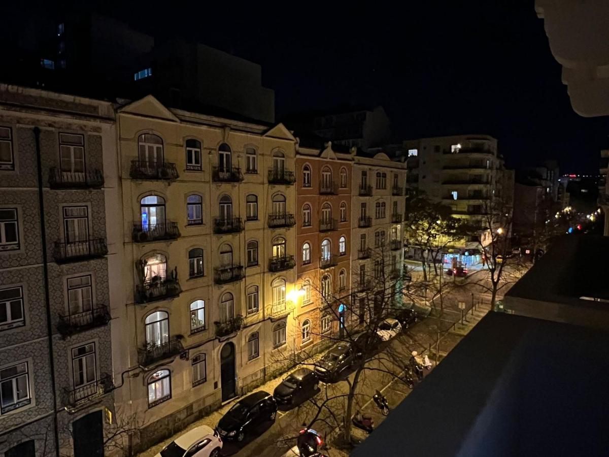 Solo Grande Con Balcon * Lisboa