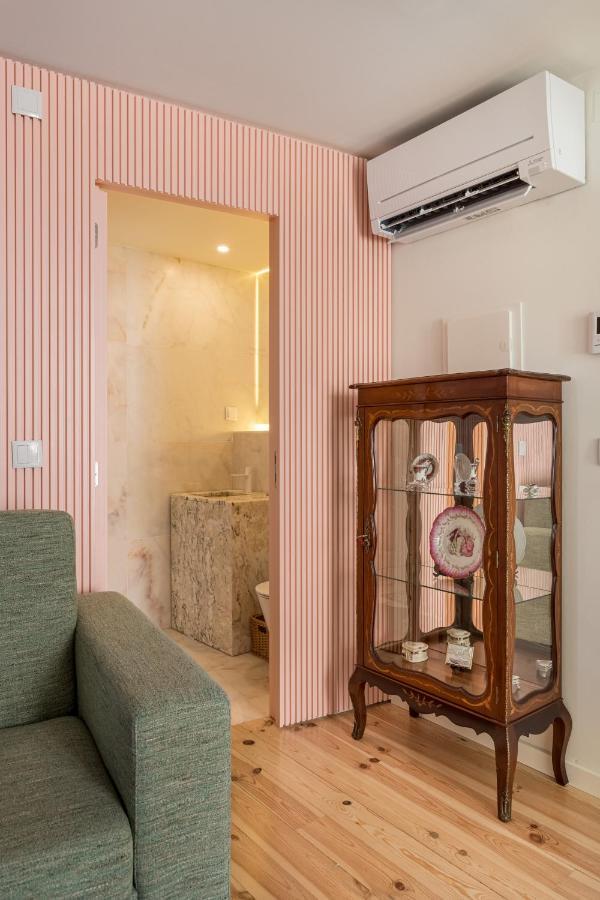 Joivy Flats Next To Rossio Square And Main Attractions * Lisboa