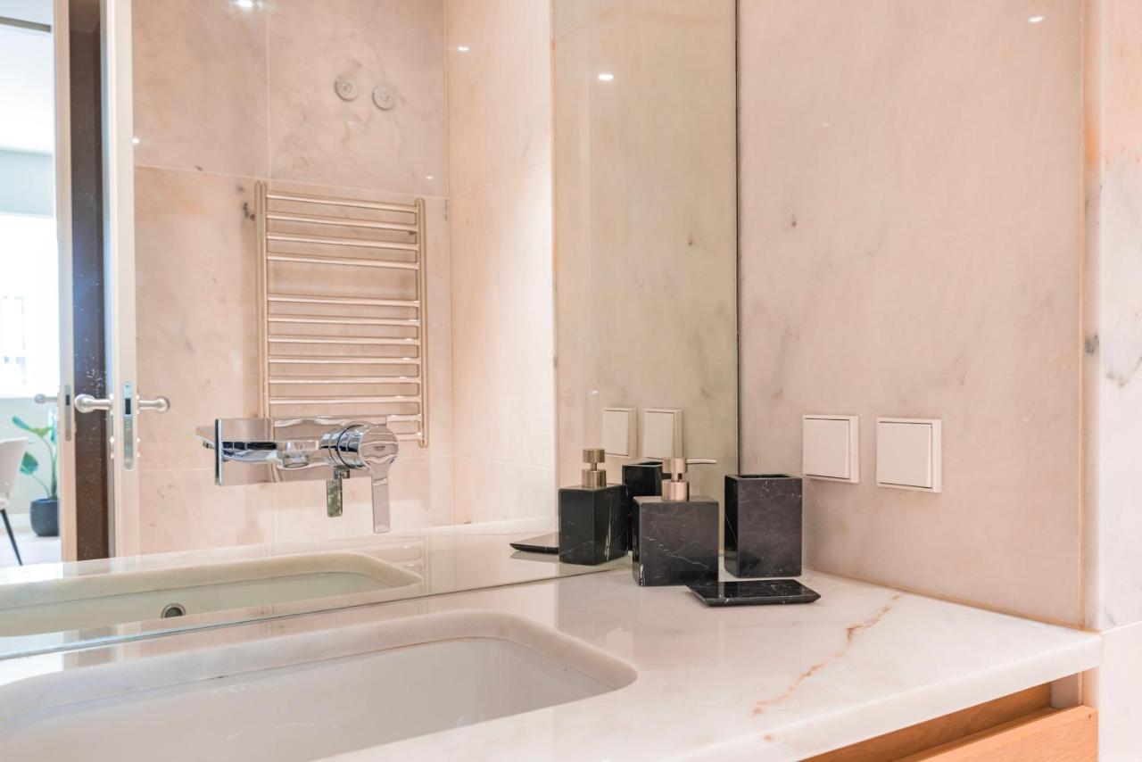 Apartamento Liberdade Elegance W/rooftop Pool By Lovelystay Lisboa