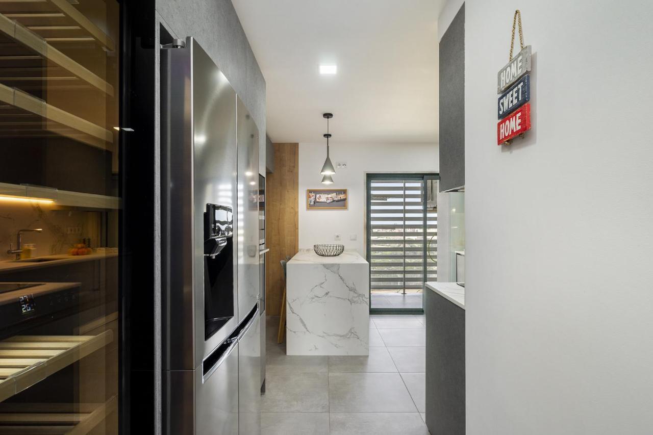Whome Family - Urban Retreat With Parking, Ac, Elevator In Great Location * Lisboa