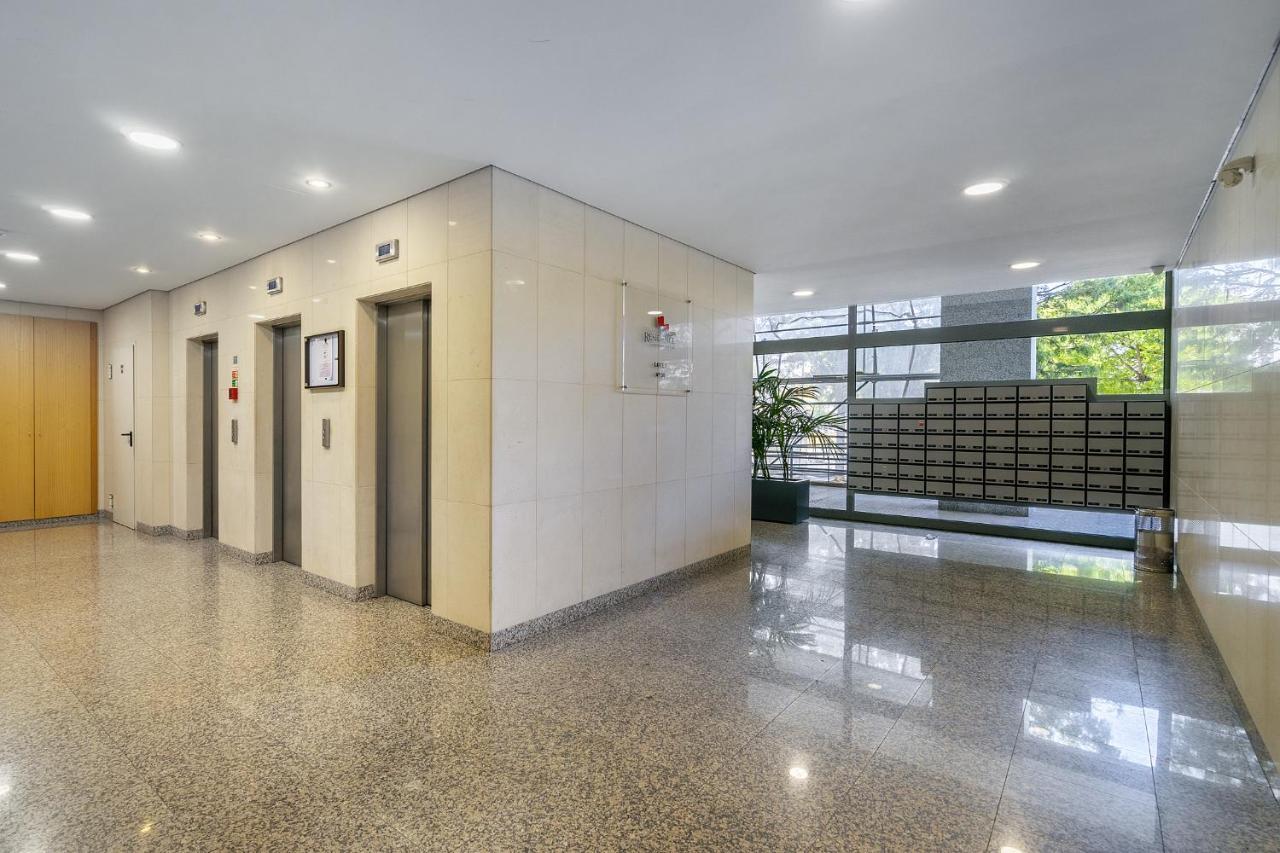 Whome Family - Urban Retreat With Parking, Ac, Elevator In Great Location Apartamento Lisboa