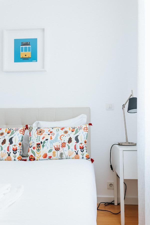 - Martim Moniz And Garage Apartamento *