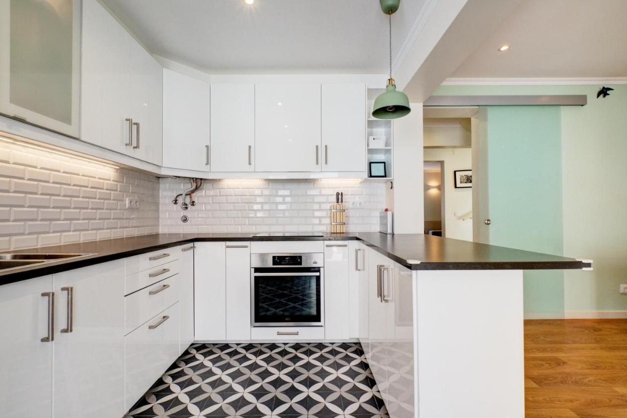 Comfortable Town House In Quiet Area By Lovelystay Lisboa