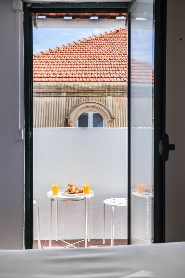 Apartamento Cozy 3 Bedroom In Lively Bairro Alto Lisboa