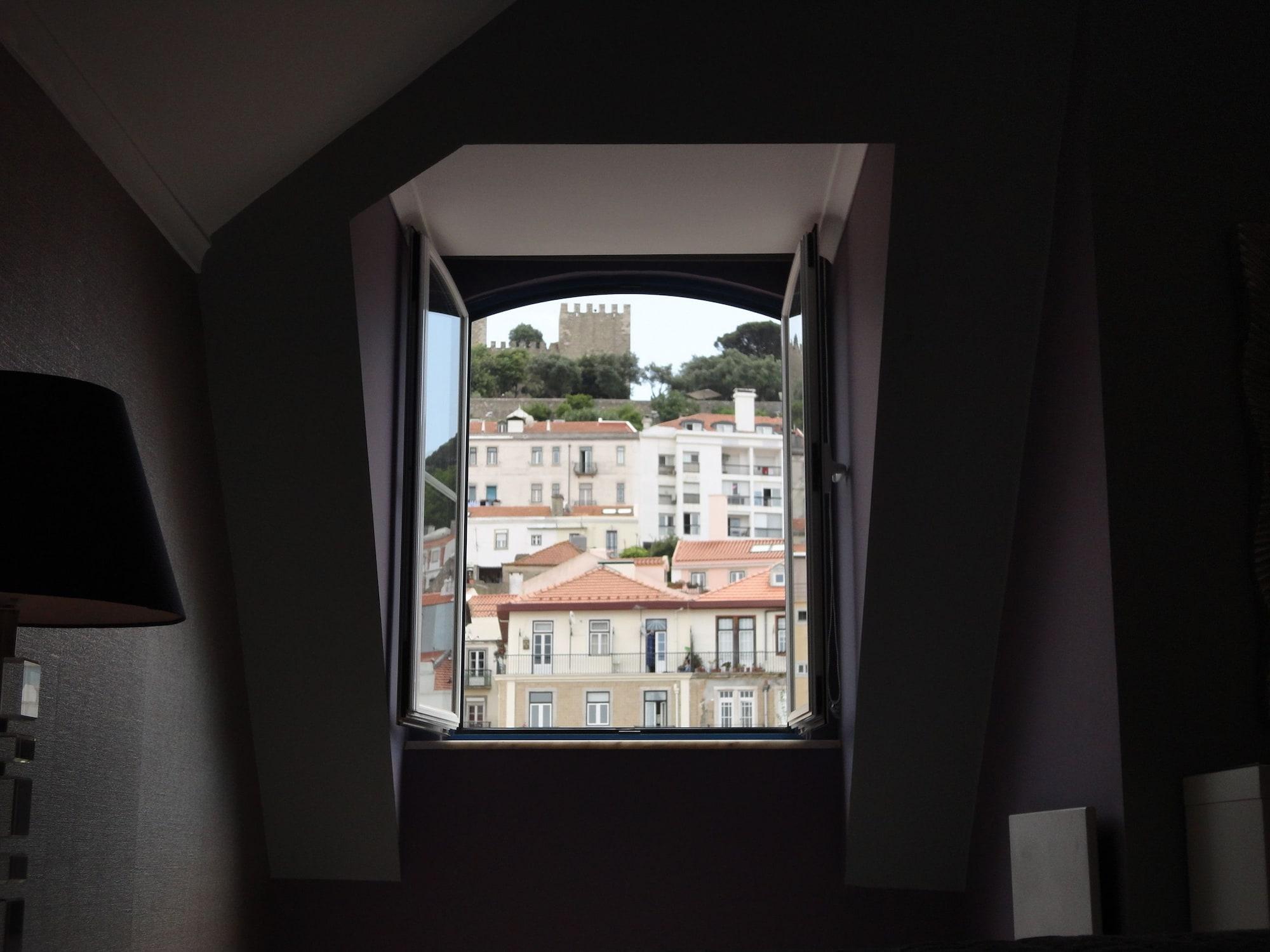 Grande Pensao Residencial Alcobia * Lisbon