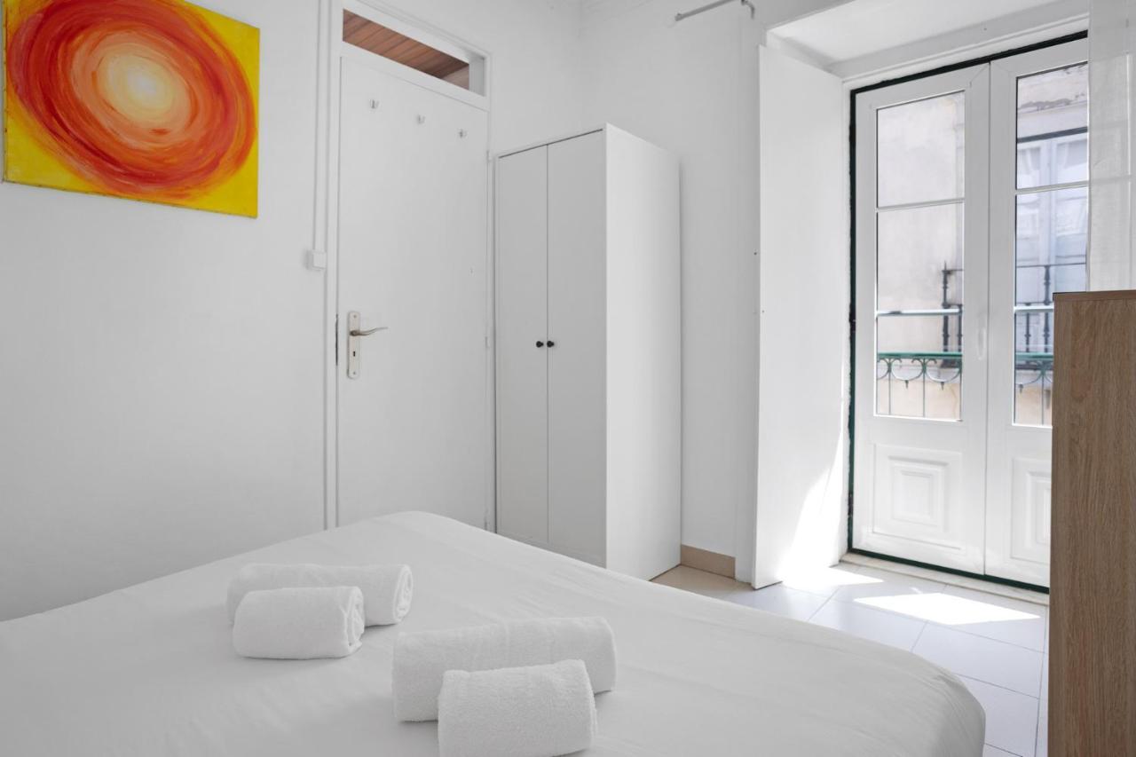 Group-friendly In The Heart Of Bairro Alto * Lisboa