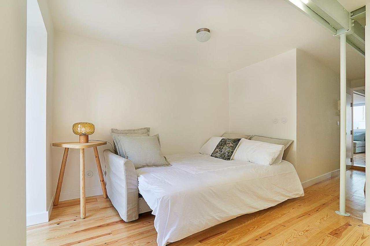 Modern Flat With Double Patio Right Next To Estrela Gardens Apartamento