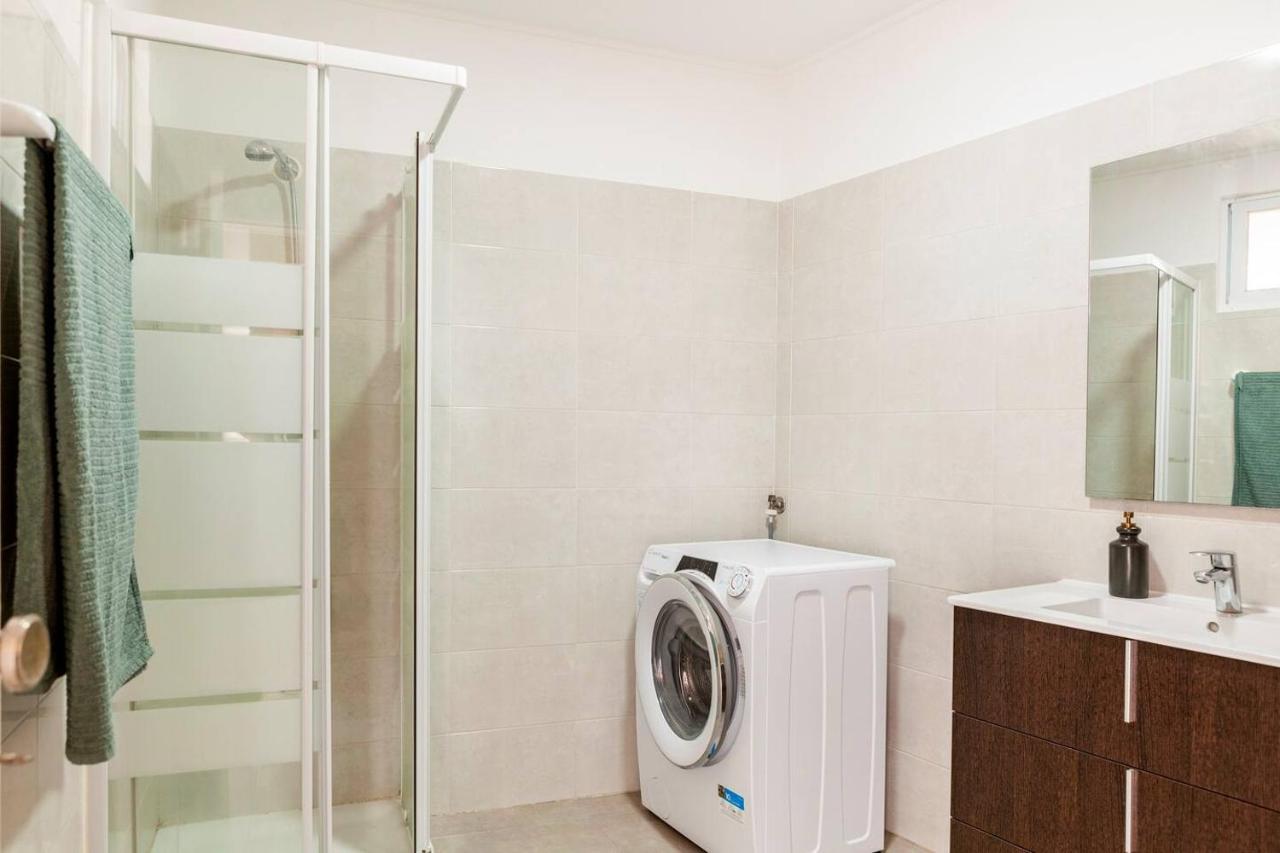 Relax In For 4 People With Terrace And Parking * Lisboa
