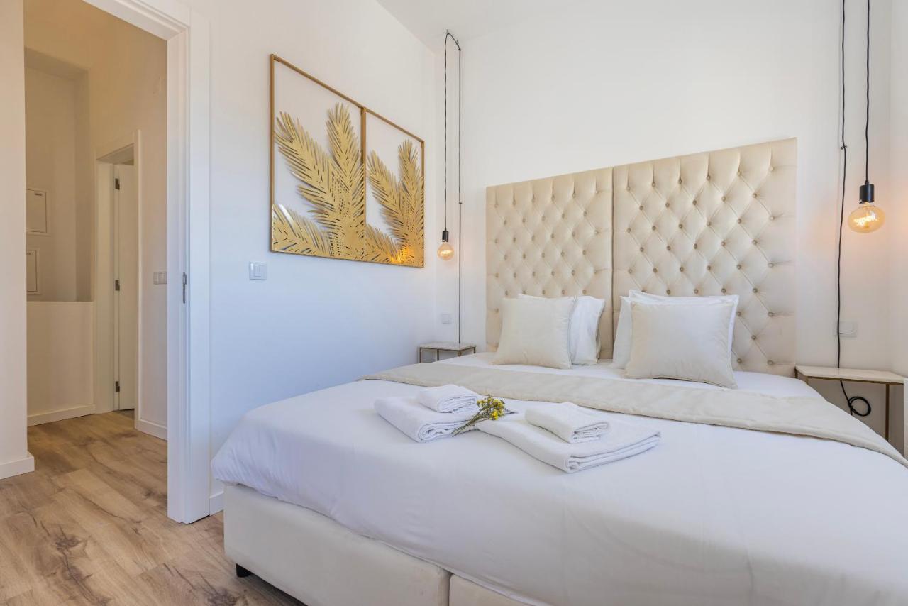 Apartment Cozy Flat In By Lovelystay