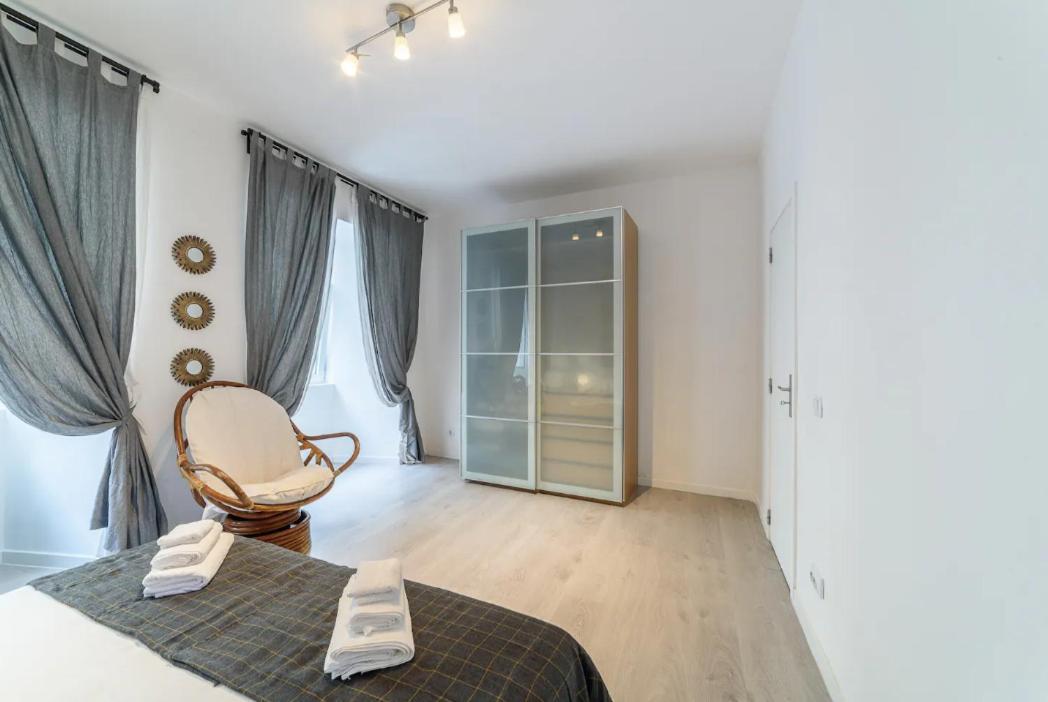 Modern Rustic In Graca By Lovelystay * Lisboa