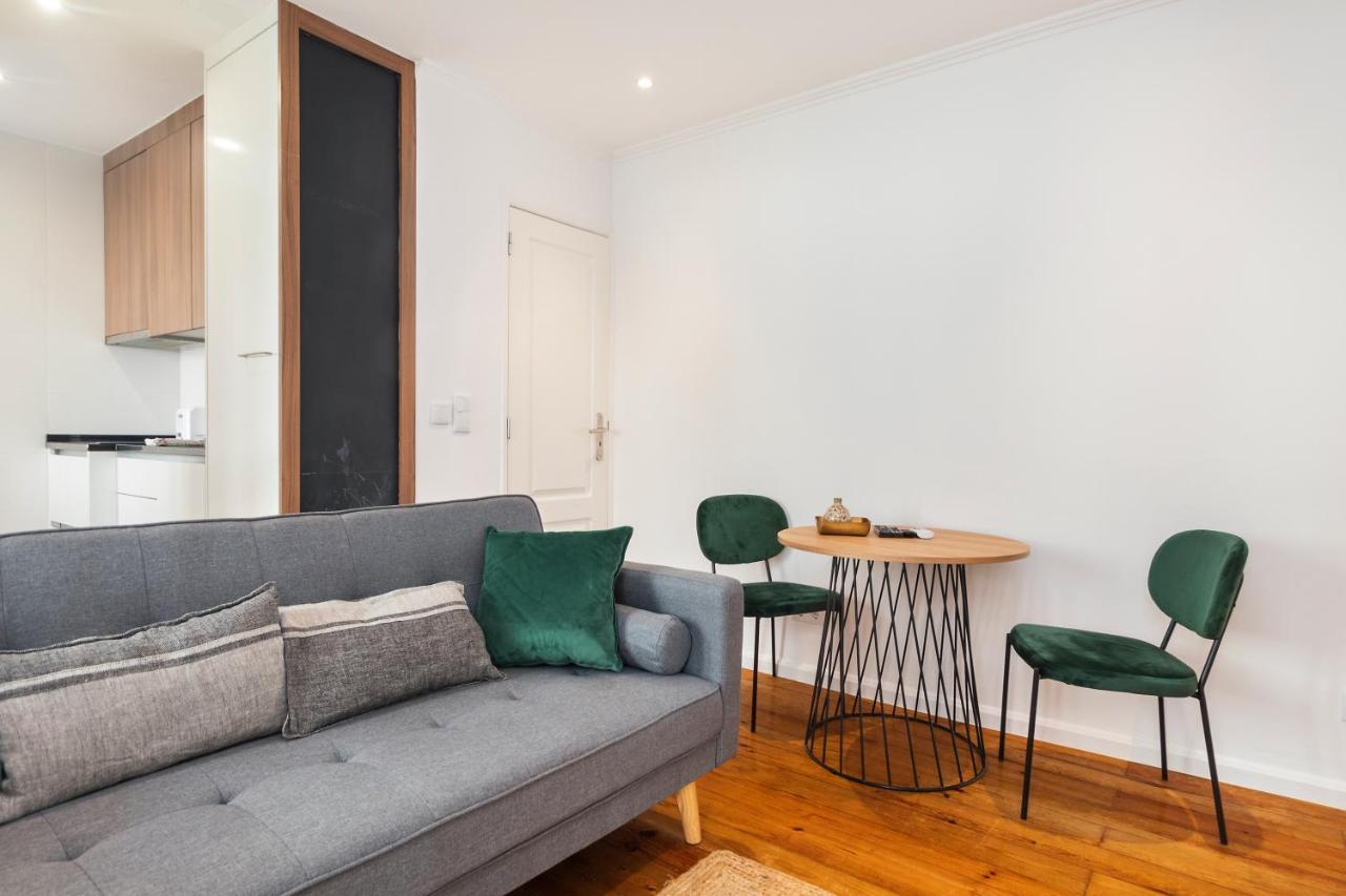 Apartment Great Pad In Alcantara Lisbon