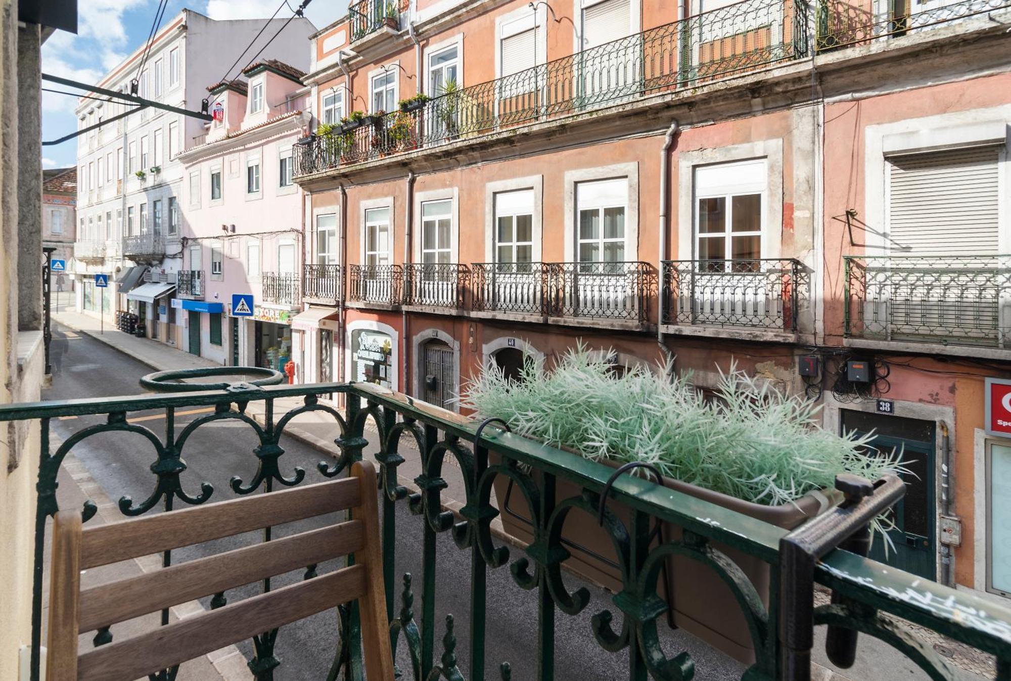 Great Pad In Alcantara Lisbon
