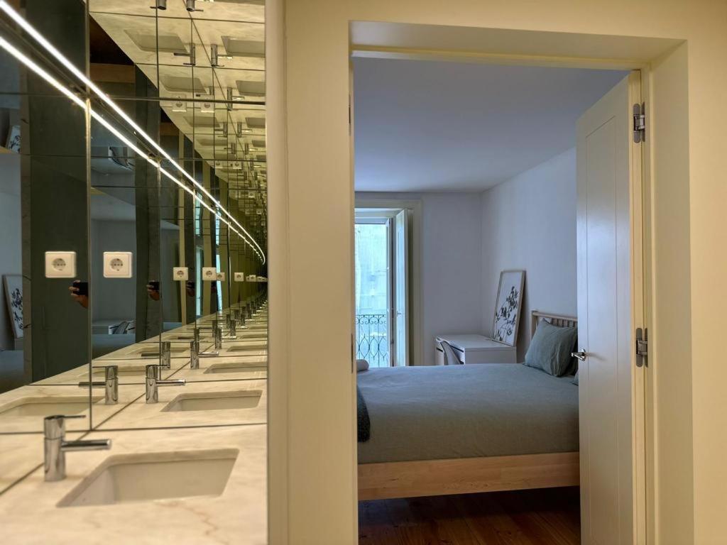 Luxuoso Quarto Com Banheiro Privativo No Centro De Lisbon