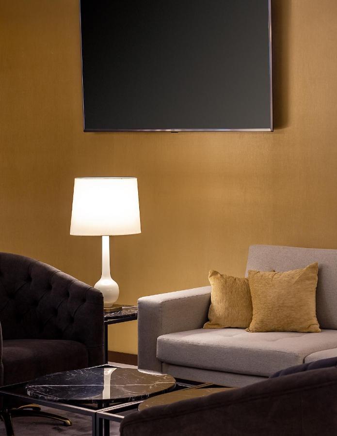 Hotel Empire Marques