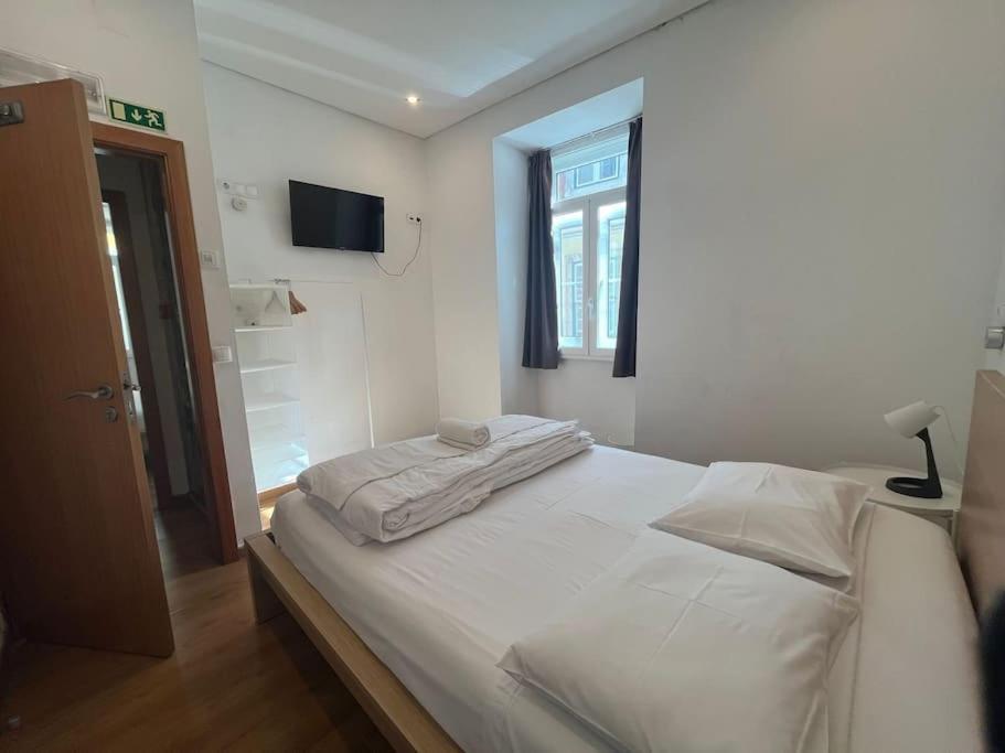 3 Bedroom - Bairro Alto Apartamento *