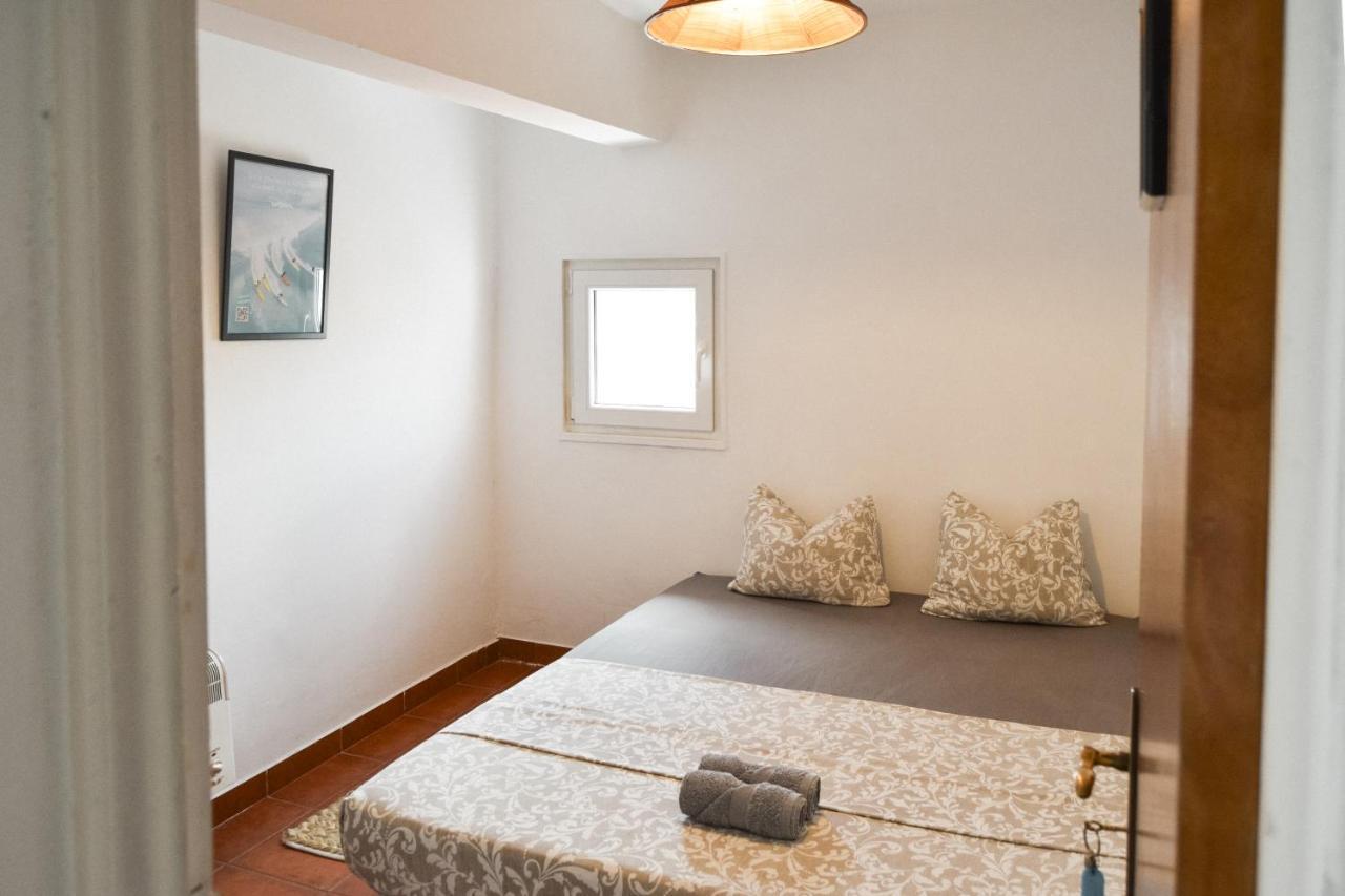 Olympo Shared Flat With Amazing River View Pensión Lisboa
