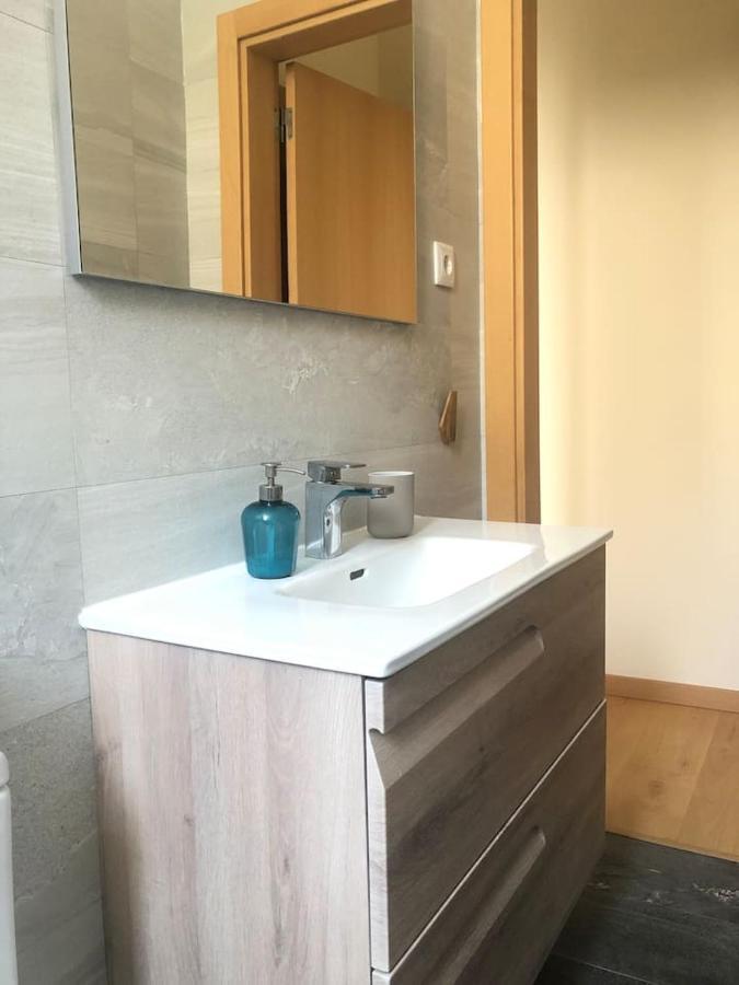 Apartamento Com Ar Condicionado * Lisboa