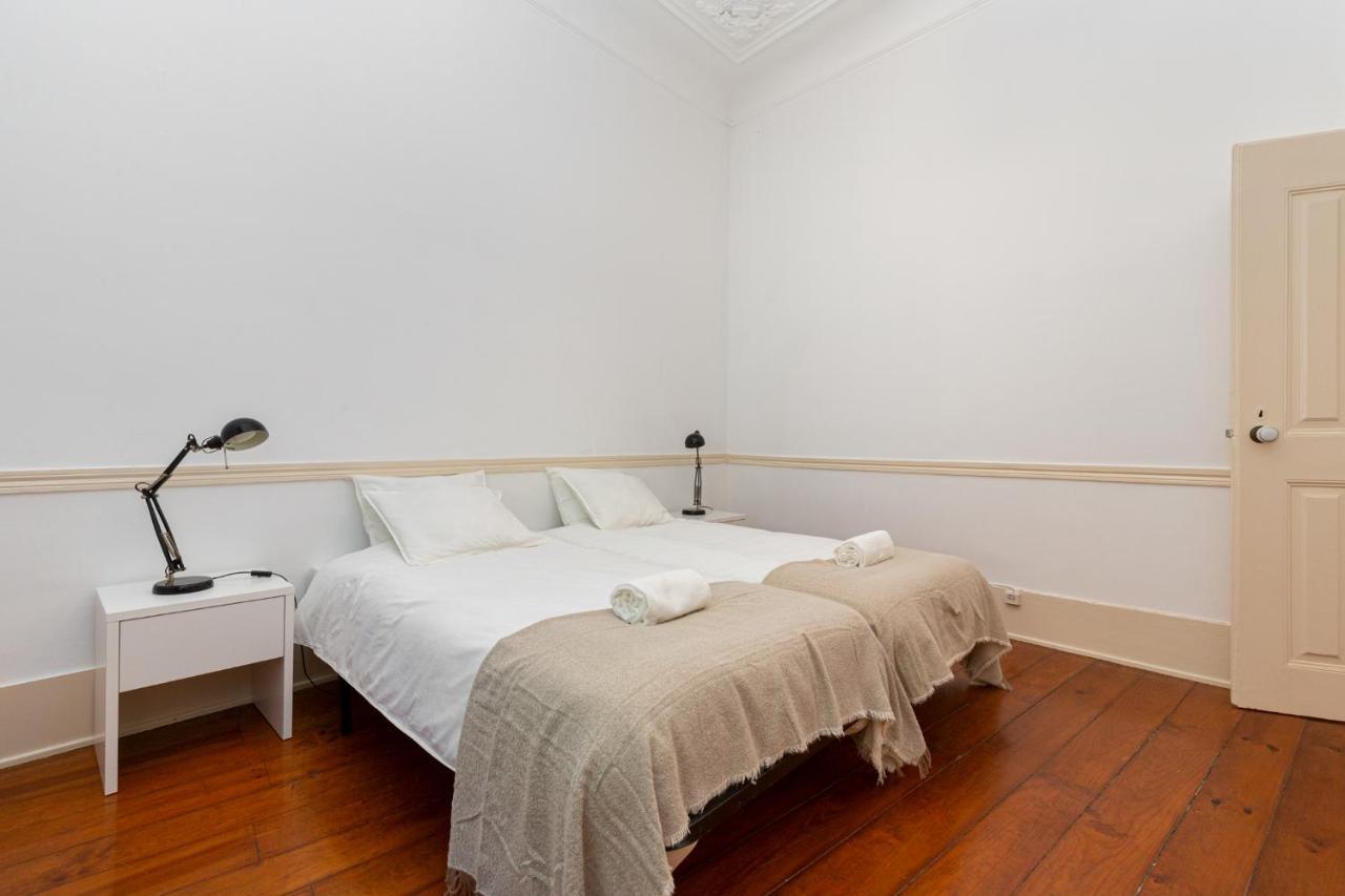 4br - Location Apartamento *