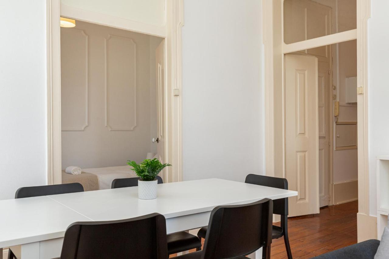 4br - Location