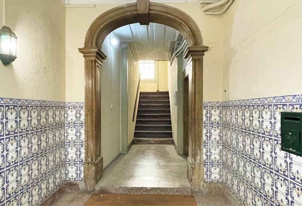 Sj2dee Heart Of Baixa New Air Conditioning Spacious 2 Apts 4br2ba * Lisboa