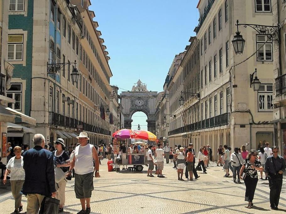Sj2dee Heart Of Baixa New Air Conditioning Spacious 2 Apts 4br2ba Apartamento