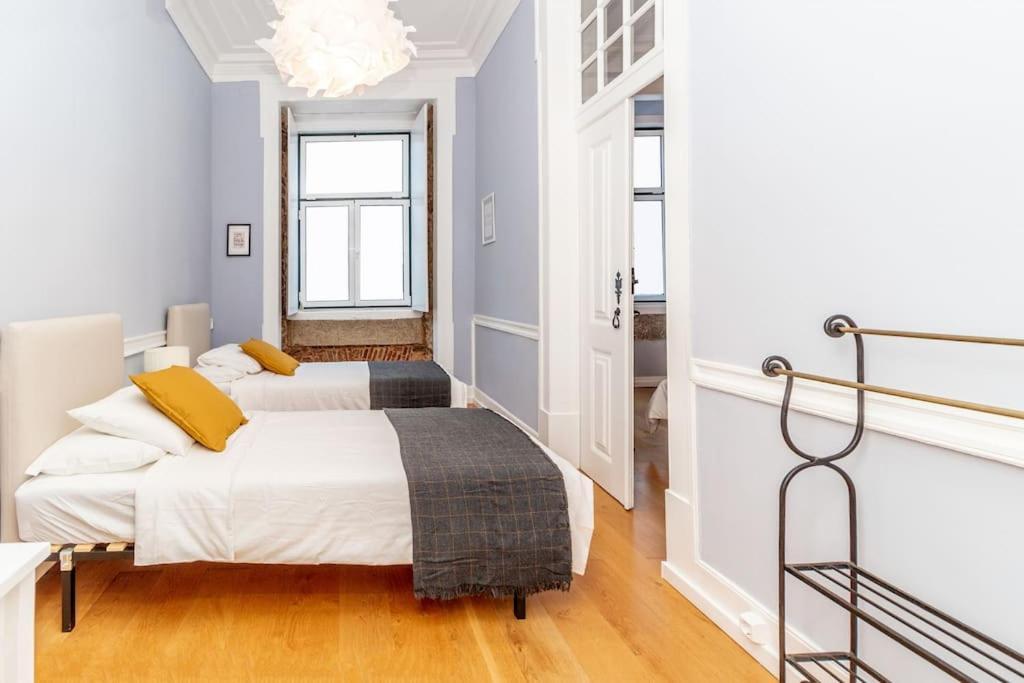 Sj2dee Heart Of Baixa New Air Conditioning Spacious 2 Apts 4br2ba Apartamento