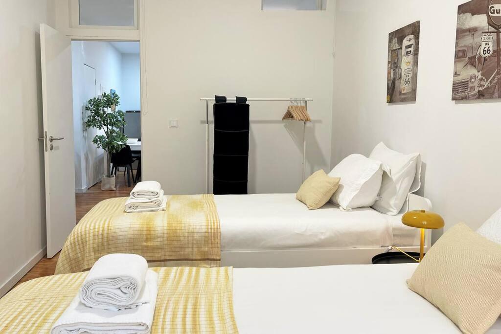 Sj2dee Heart Of Baixa New Air Conditioning Spacious 2 Apts 4br2ba Apartamento Lisboa