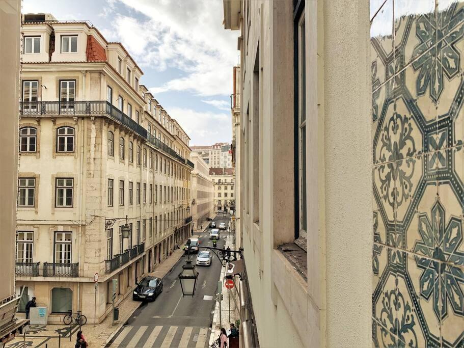 Sj2dee Heart Of Baixa New Air Conditioning Spacious 2 Apts 4br2ba Lisboa