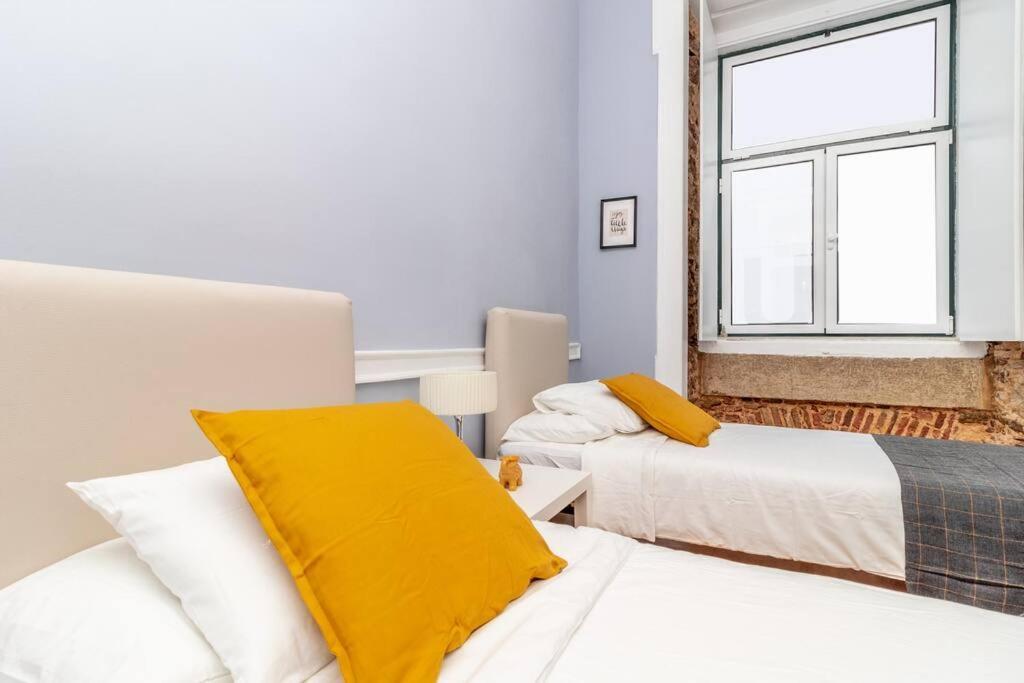 Sj2dee Heart Of Baixa New Air Conditioning Spacious 2 Apts 4br2ba Apartamento