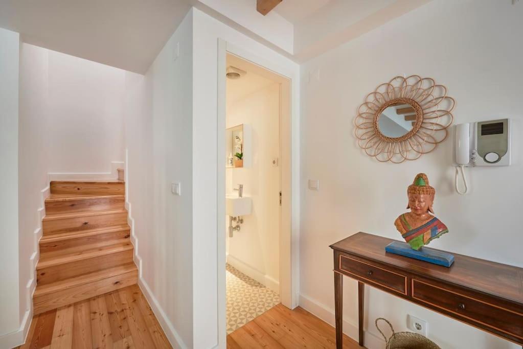 Charming Duplex With Private Terrace And Parking * Lisboa