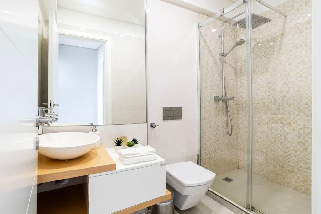New - Luxury & Bright Apartamento Lisboa