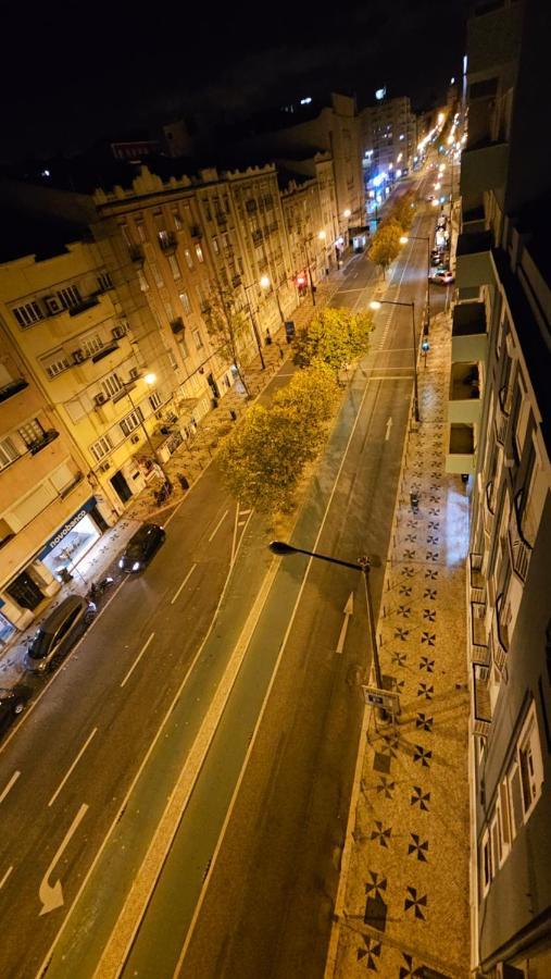 Single Or Double With Balcony Close To Alameda Metro! Habitación en casa particular