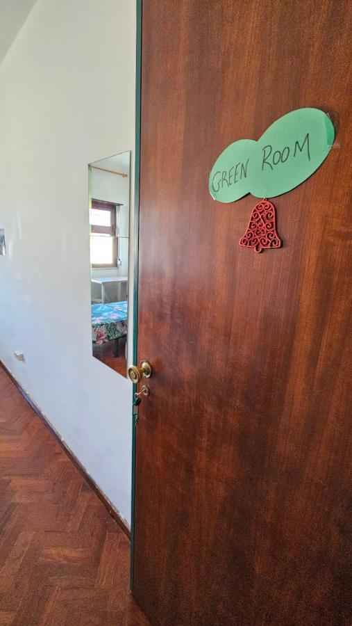 Habitación en casa particular Single Or Double With Balcony Close To Alameda Metro! Lisboa
