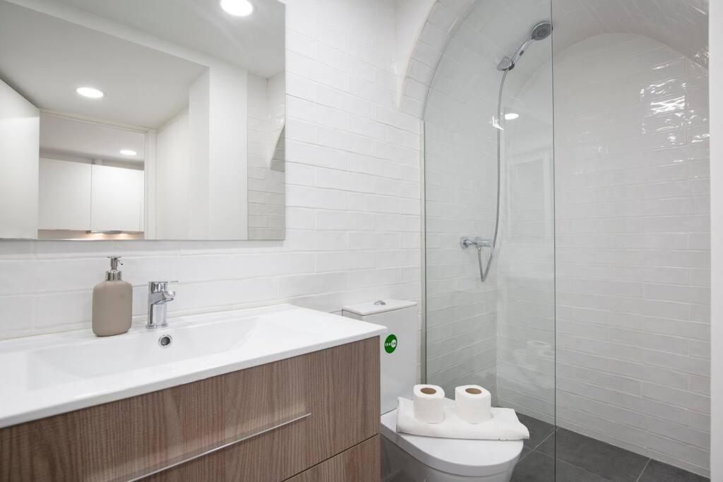 Apartment Santa Marta Cozy W/ Ac Lisbon
