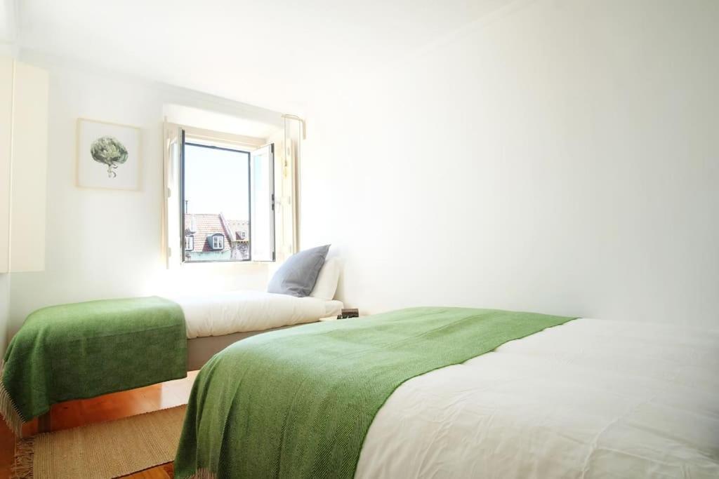 Bh4e-3br With View In Heart Of Bairro Alto - Bright * Lisboa