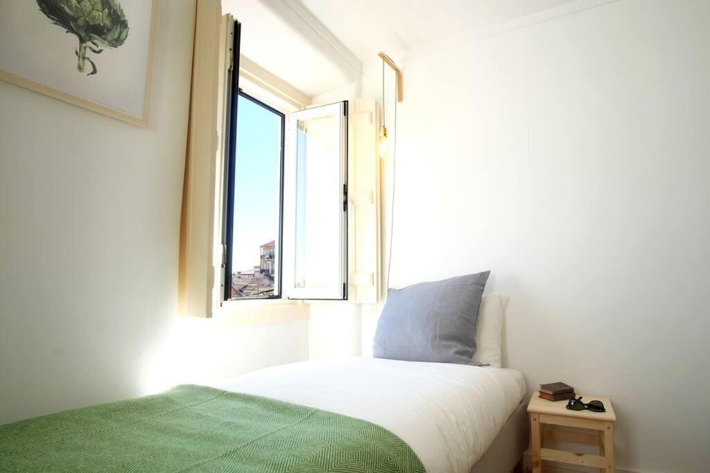 Bh4e-3br With View In Heart Of Bairro Alto - Bright * Lisboa