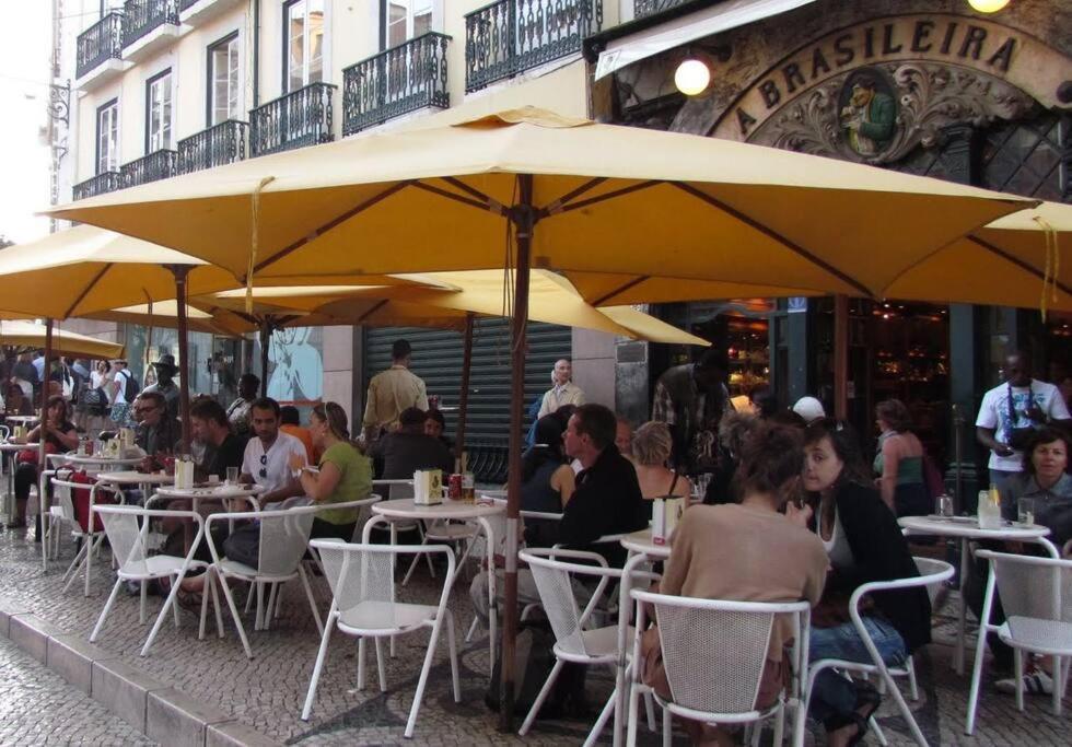 Sm1-happy At Hip Pr.real & Bair.alto + Private Patio! * Lisboa